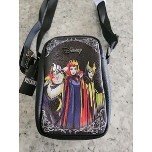 Disney Storybook Crossbody Bag Zip Up Evil Queens No Place For Fairy Tales NWT‎